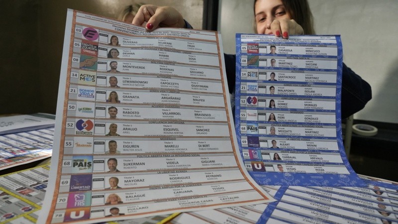 Los rosarinos acudieron a las escuelas el pasado 13 de abril. Hubo una baja participación ciudadana.