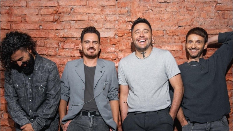 Ahyre presenta Eco acústico en Rosario.