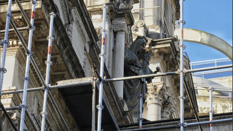 Y desde la Municipalidad pretenden que se terminen para el 7 de octubre