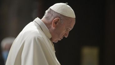 Tras el fallecimiento del papa Francisco  a los 88 años, la Iglesia Católica inicia un proceso tradicional y riguroso conocido como cónclave.