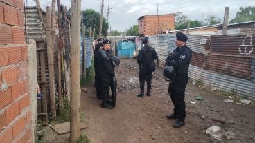 El gobierno de Santa Fe tiró abajo el bunker de droga número 52 en el marco de la ley de Microtráfico que rige desde principios de 2024.