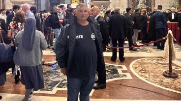 El cartonero Sergio Sánchez viajó a Roma a despedirse de su amigo el papa Francisco.