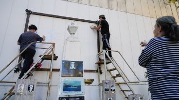 Los preparativos en El Salvador para el acto de este viernes 2 de mayo.
