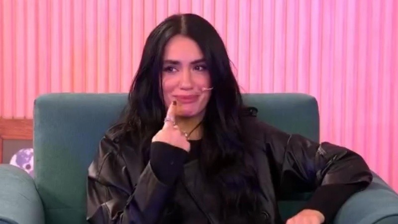 Al cierre de la intervención de Mario, la artista se emocionó hasta las lágrimas y bromeó: 