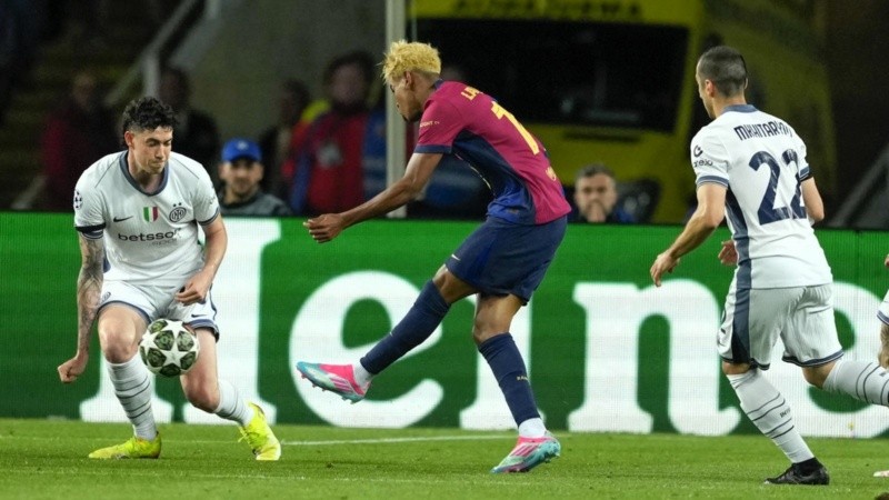 Lamine Yamal anotó un golazo en la primera remontada blaugrana.