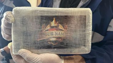 Los paquetes cerrados que estaban dentro de cada bulto.