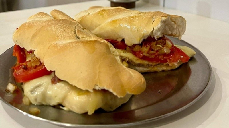 Se trata del Sandwich Paulín, un baguetín con peceto.