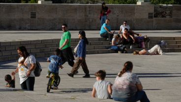 Rosario tuvo un sábado soleado y buena ocupación hotelera.