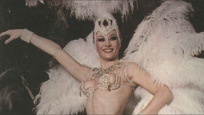 Su llegada al mundo artístico comenzó a fines de la década de 1960, cuando participó en concursos de modelos y bailarinas en programas como Sábados circulares con Pipo Mancera y Canal 11. 