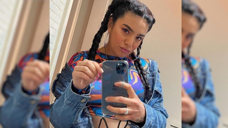 La artista confirmó que fue el futbolitsa el que terminó con ella