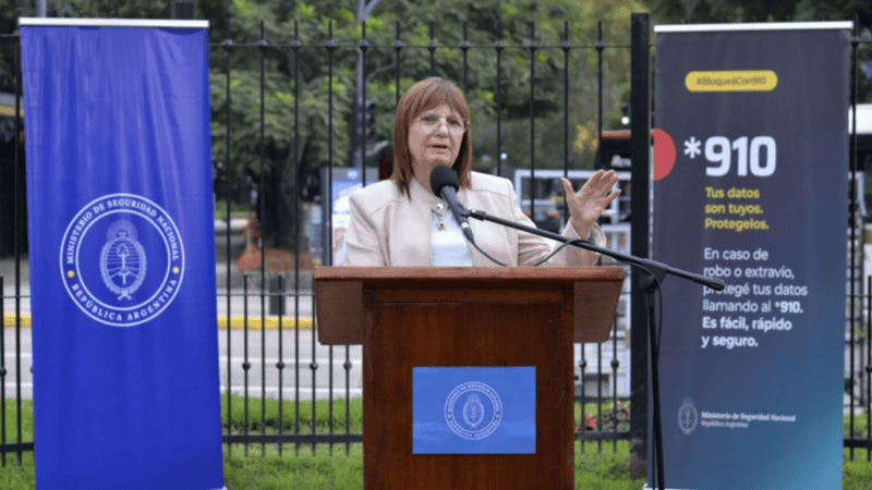 Bullrich lanzó este miércoles con un acto la nueva línea para bloquear celulares robados.
