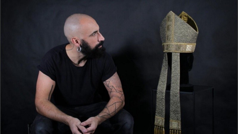 Filippo Sorcinelli, el diseñador italiano que vestirá al nuevo Papa.