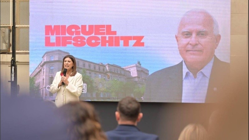 Su muerte dejó un profundo impacto en la política santafesina y una gran tristeza en sus seguidores.