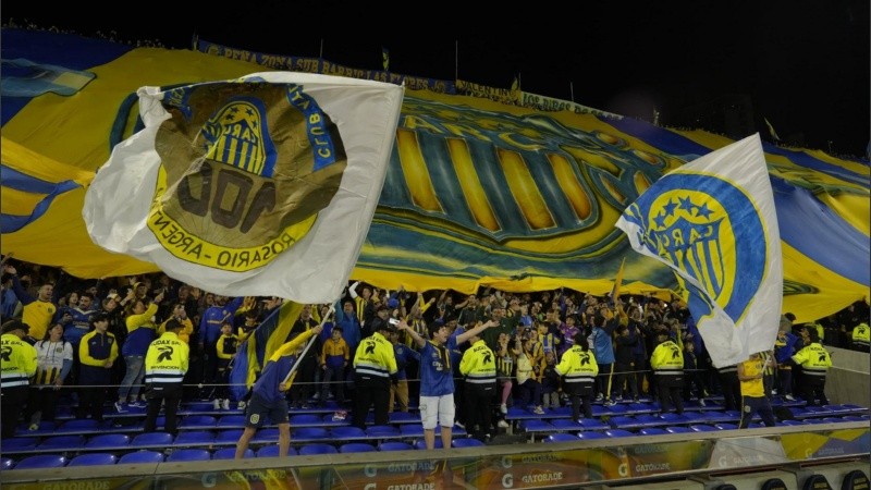 La previa canalla en el Gigante antes del cruce ante Huracán.