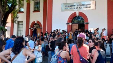 "El ente se encargará de garantizar todos los derechos humanos y no de defender un sector ideológico partidario".