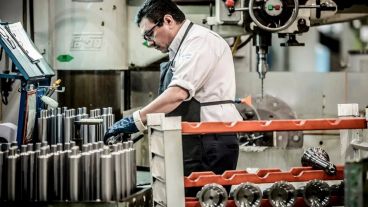 La actividad económica marcó una recuperación en abril y aumentó 7,7% interanual.