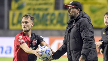 El Ogro dijo que se "debe" a Newell's y se quiere quedar mucho tiempo.