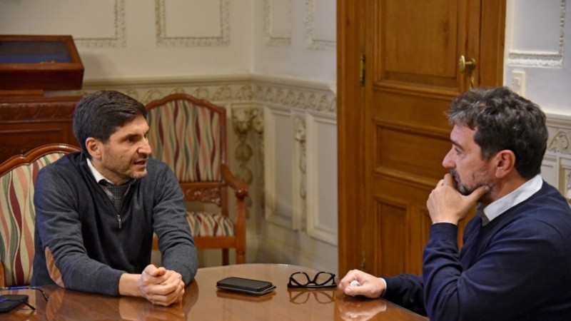 El gobernador habló de reelección, las diferencias con Milei y el costo de pelear contra el delito en Santa Fe.