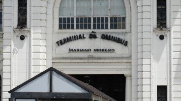 Se mantienen los horarios de salida de micros s Capital desde la terminal Mariano Moreno.