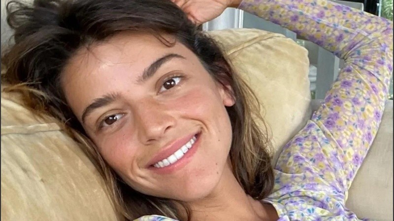 En 2019, adoptó el nombre de Dignity como parte de un proceso de transformación personal y espiritual.