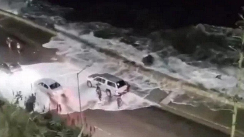 El fenómeno causó conmoción y no tardaron en circular a través de las redes sociales videos del momento.