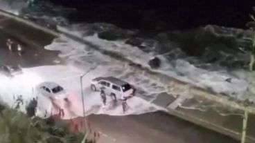 El fenómeno causó conmoción y no tardaron en circular a través de las redes sociales videos del momento.