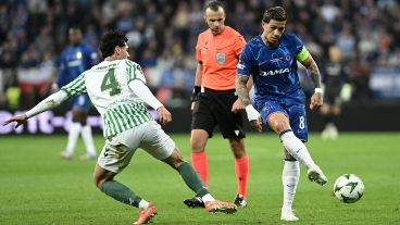 El mediocampista argentino fue clave para la remontada inglesa en Polonia.