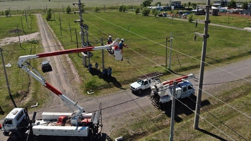La EPE anunció obras en Roldán. Y la misa noche, vandalizaron obras que dejaron sin luz a varios barrios