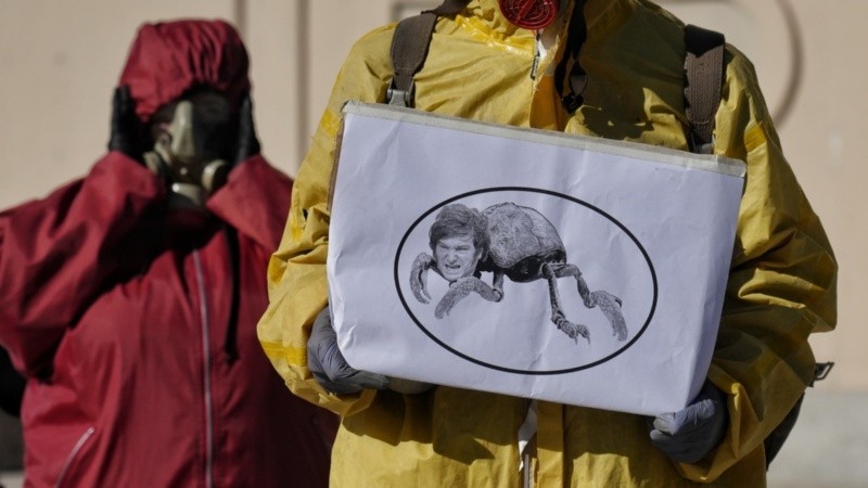 Trabajadores e investigadores del Conicet realizaron una protesta en todo el país.