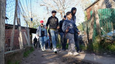 En Stella Maris, practican golf en la cancha de fútbol, en el parque del playón y en la parte sur del Bosque de los Constituyentes.