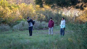 En Stella Maris, practican golf en la cancha de fútbol, en el parque del playón y en la parte sur del Bosque de los Constituyentes.