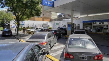 Aumentos de agosto 2026: naftas, prepagas, luz y transporte