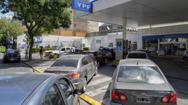 YPF anunció que aplicará un aumento del 2,5% en promedio para sus combustibles en todo el país.