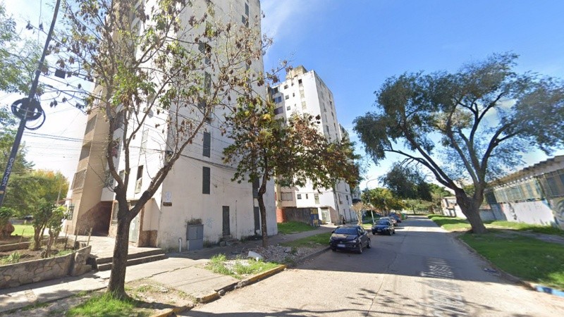 El ataque tuvo lugar en la torre 6 del Fonavi.