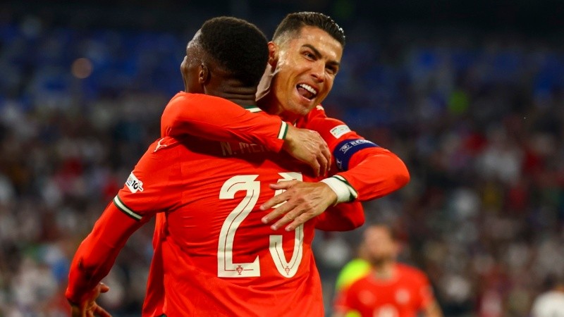 El Bicho celebra el pasaje a la final, tras su gol.