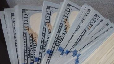 Los depósitos sin identificación pasan a cerca de U$S10.000.