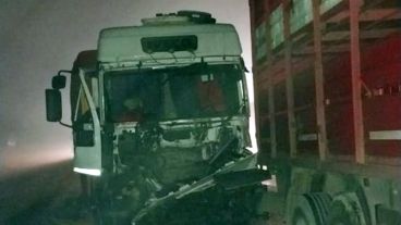 El chofer sufrió fracturas en miembros inferiores.