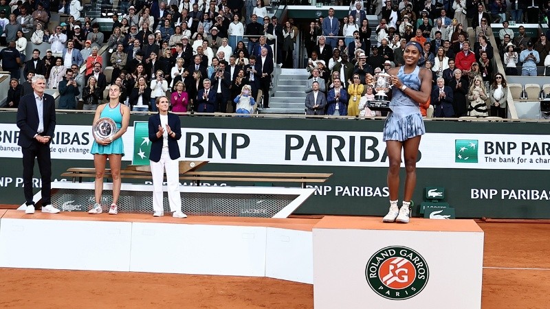 La estadounidense celebra en primer plano.