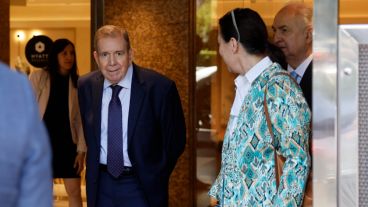 Edmundo González Urrutia a su salida de la reunión con Milei.