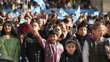 En la jornada de ayer, unos 450 chicos provenientes de Mendoza, Ciudad Autónoma de Buenos Aires y provincia de Buenos Aires juraron lealtad a la bandera.