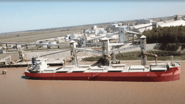 El puerto de Renova en Timbúes.