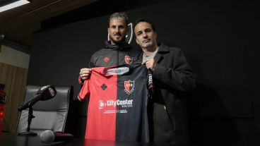 Benedetto fue presentado por el vicepresidente de Newell's.