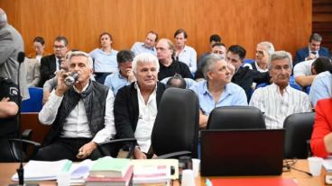 Los cuatro directivos de Vicentín, en el banquillo de los acusados.
