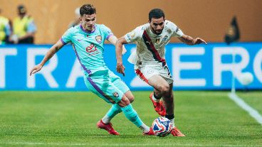 Con este resultado, el equipo inglés se clasificó para octavos de final junto a la Juventus de Italia.