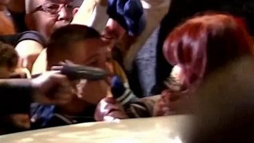 Sabag Montiel gatilló a centímetros del rostro de Cristina Kirchner pero el disparo no salió.