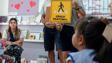 El Gobierno derogó artículos de las leyes de educación vial y prevención de la violencia de género.