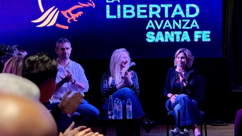 Karina Milei felicitó a Romina Diez por la elección de LLA en Santa Fe