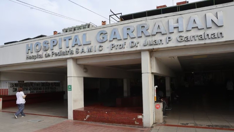 Residentes del Garrahan le pidieron a diputados nacionales que garanticen el quorum para tratar la emergencia en salud infantil.