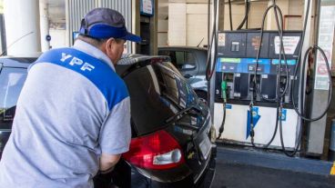 La nafta y el gasoil tendrán nuevos precios desde este martes primero de julio.