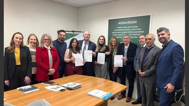 El Codesul es un organismo subnacional conformado por los estados brasileños de Paraná, Río Grande do Sul, Santa Catarina y Mato Grosso do Sul.